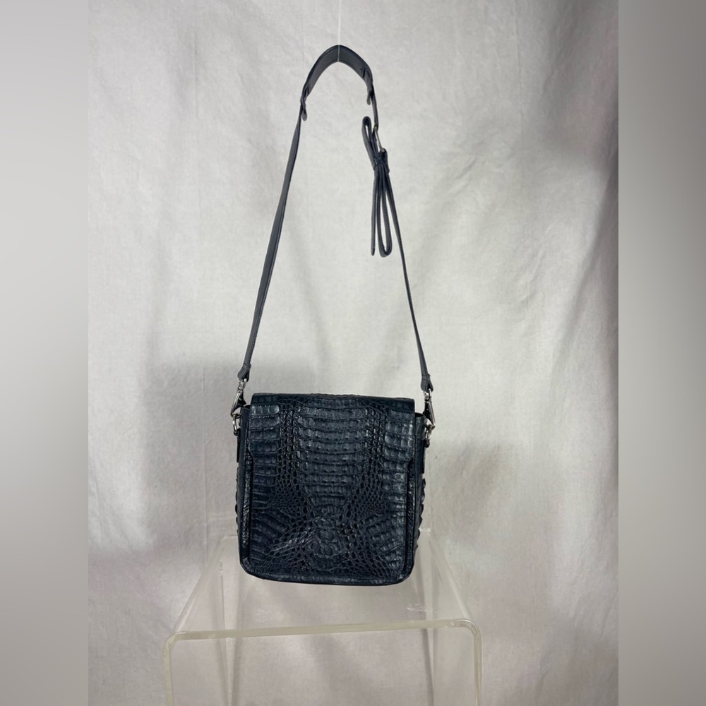 Unisex crocodile crossbody